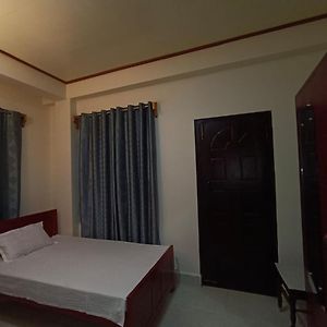 Single Room Bathroom